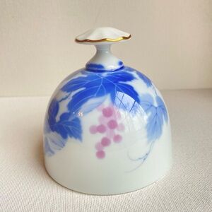 Fukagawa porcelain bell for The Danbury Mint Arita Japan in grapes and leaves